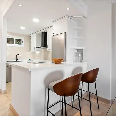 Apartamento Beautiful East With Pool Rdr490